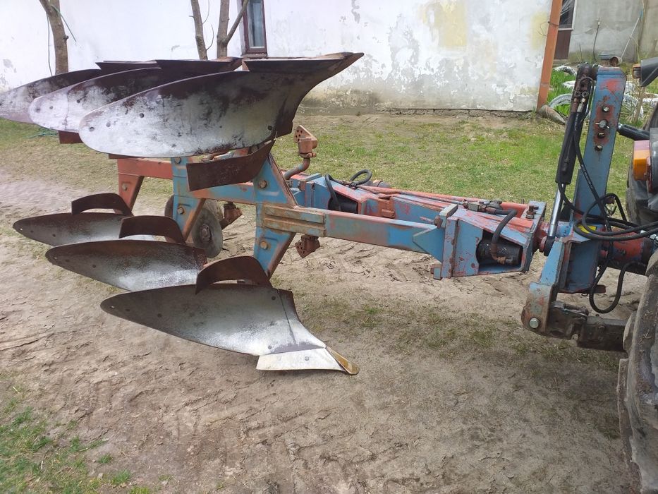 Pług overum 3 skibowe obrotowe