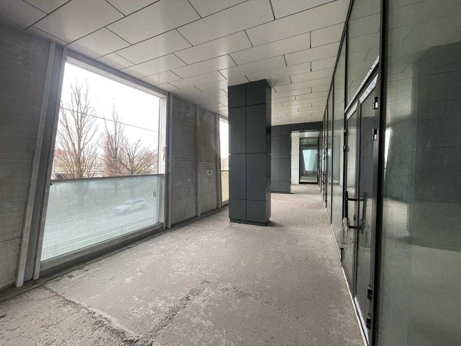 Оренда комерційного приміщення 812 м | ЖК Manhattan City | Без ремонту