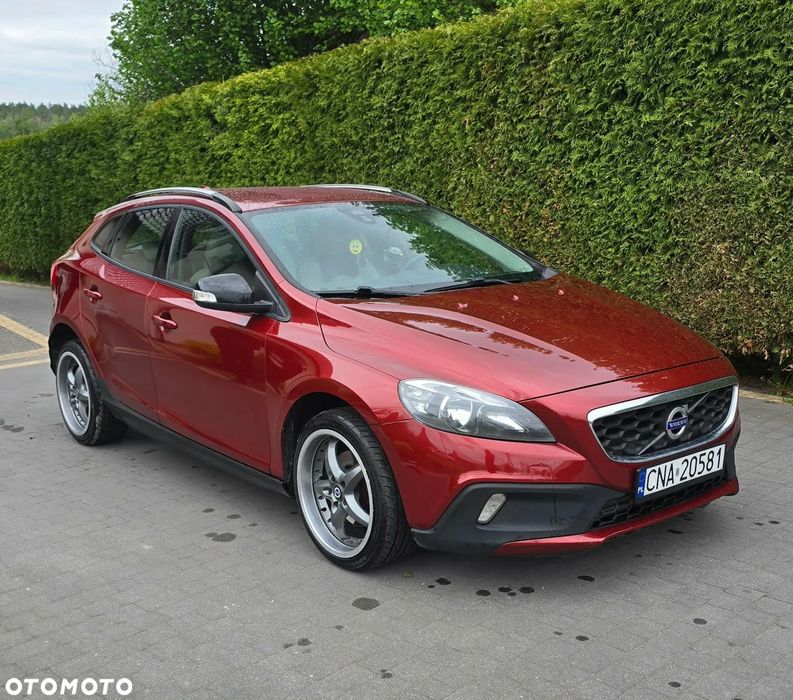 Volvo cross country