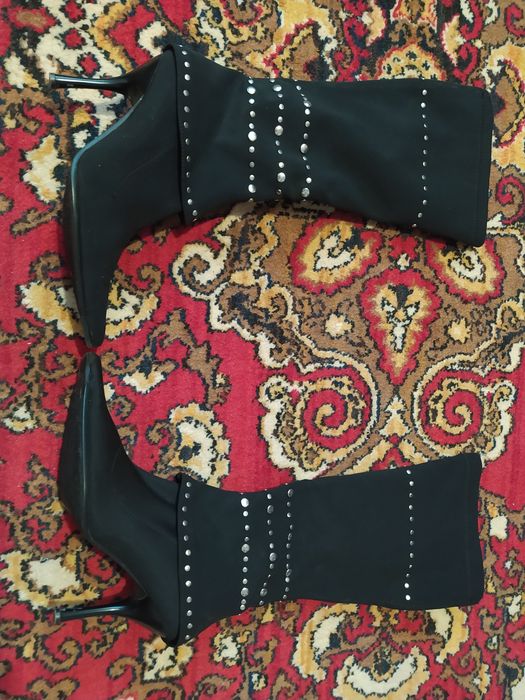 Сапожки осінні на підборах