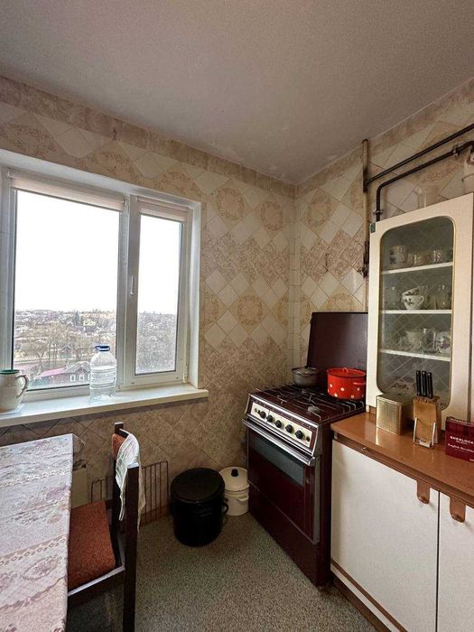 4-кімнатна квартира в центрі — Продаж або Обмін на 2-кімнатну