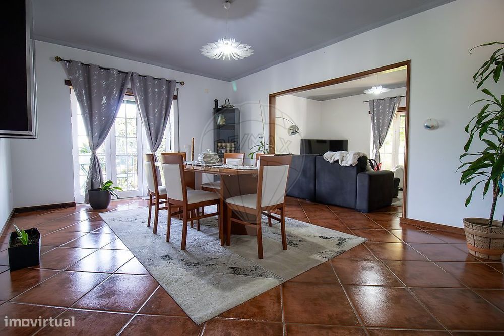 Moradia T6 para venda