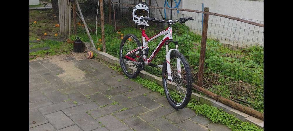 Trek top fuel 8 evo  de 2010, bicicleta de trial/enduro leve