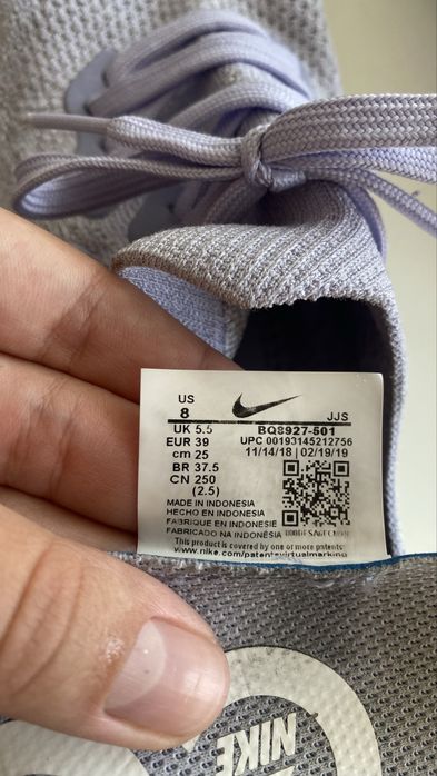Кросівки жіночі Nike 39
