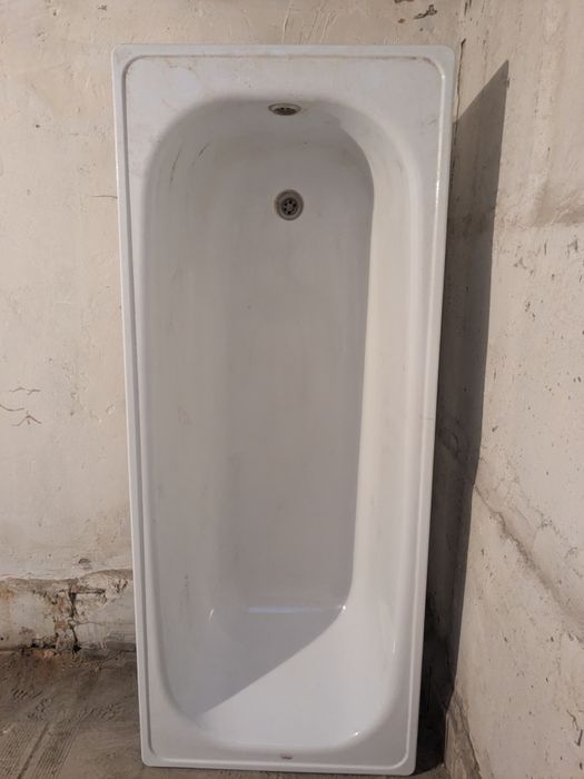 Ванна металева вживана в гарному стані