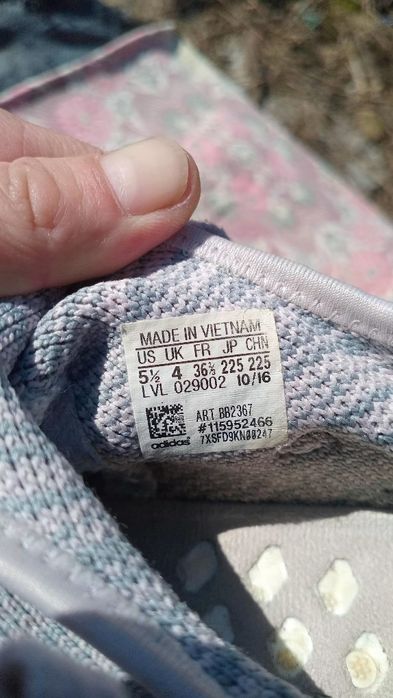 Жіночі кросівки 35, 36 р. Adidas, puma, kappa