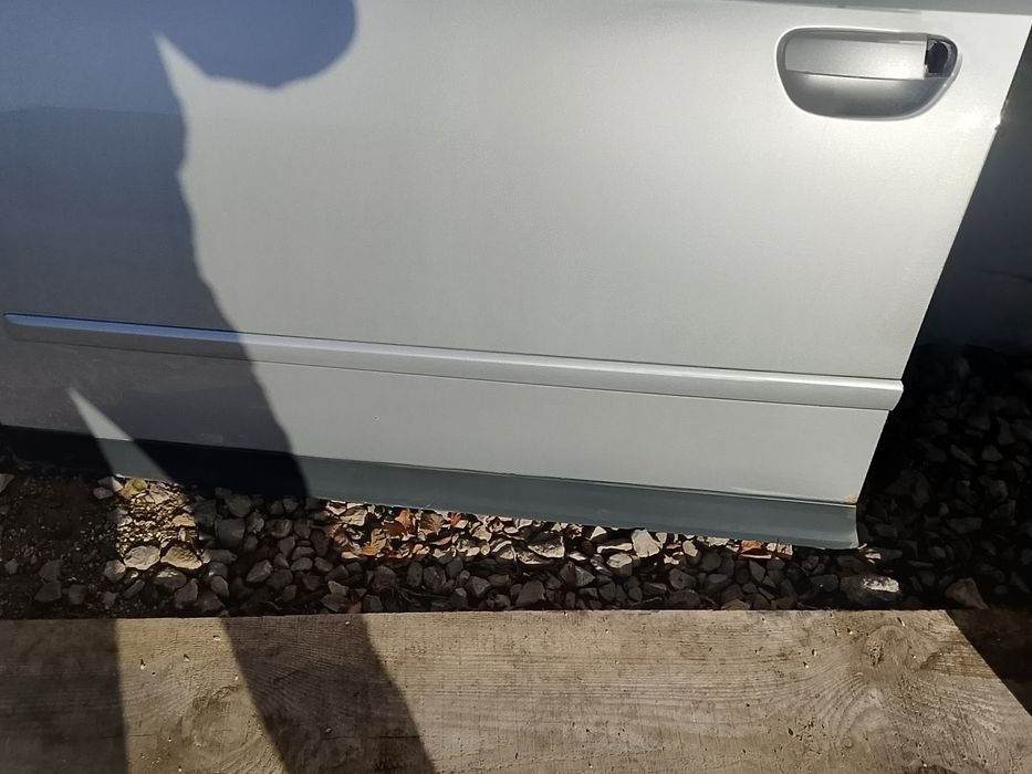 Drzwi Audi A4 B6 Małysz , kod lakieru LY7W