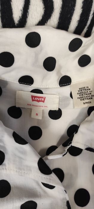 Levis. Горох. Блуза с коротким рукавом.