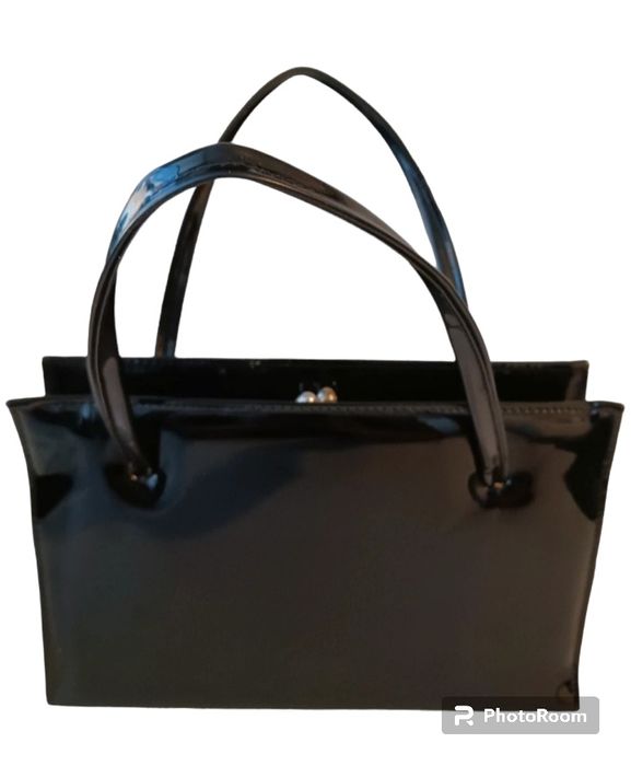 Torebka torba do ręki z eko skóra lakierowana