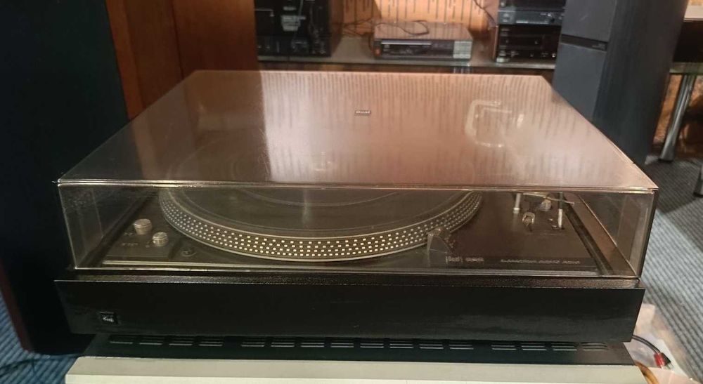 Dual CS 606 програвач платівок