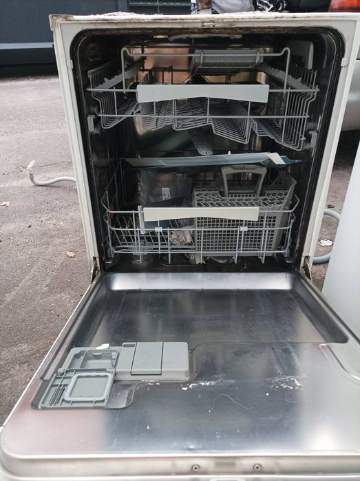 Продам посудомойку