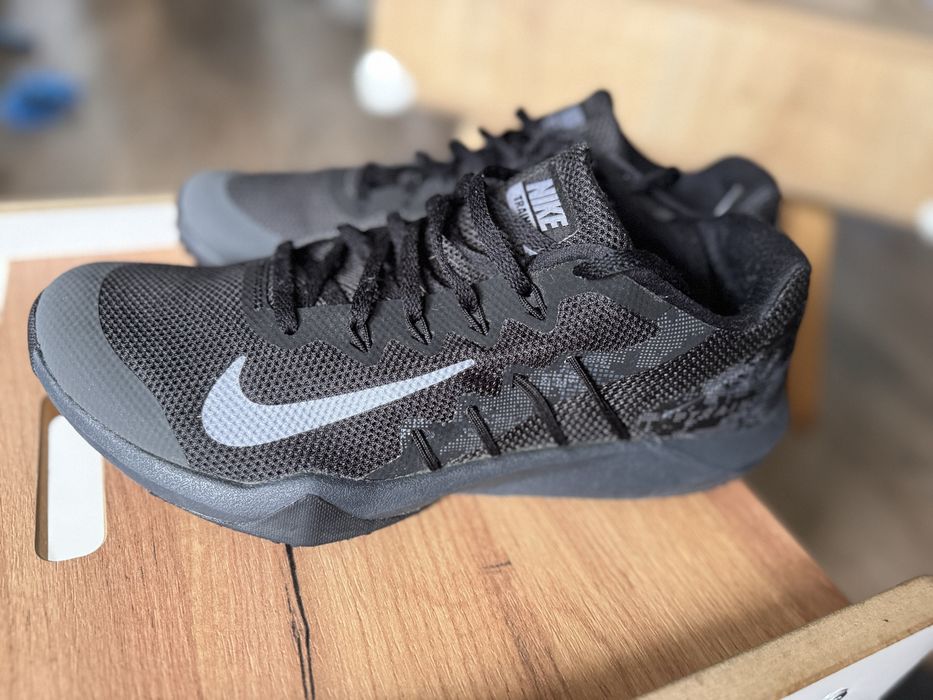NIKE Retaliation TR 2  44,5