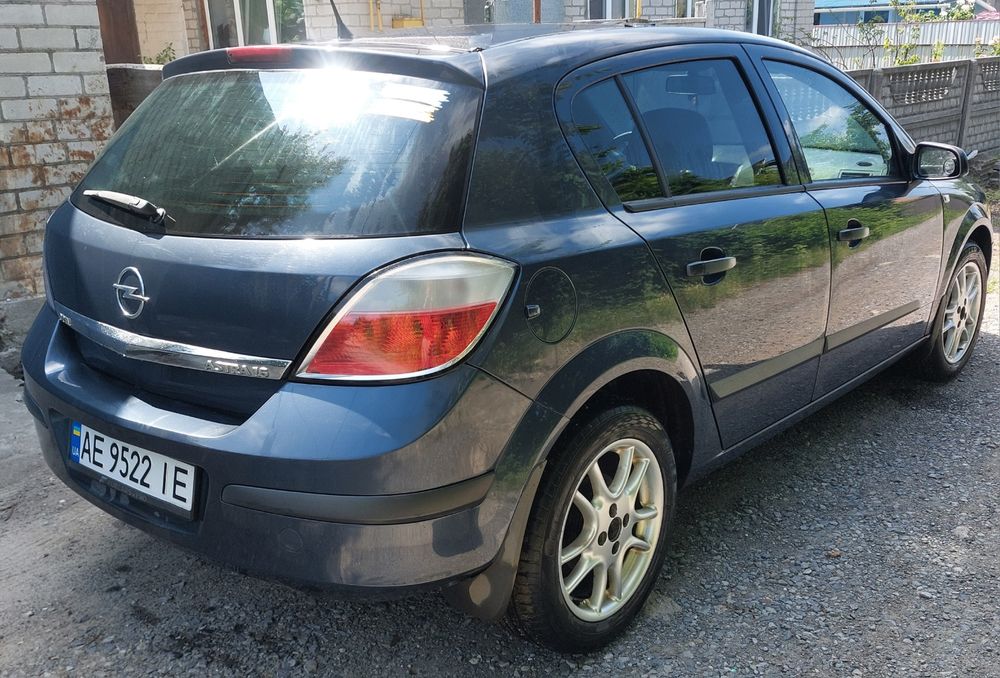 Продам Opel Astra H