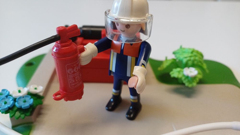 Playmobil 5169 – Conjunto Bombeiros com Bomba de Água