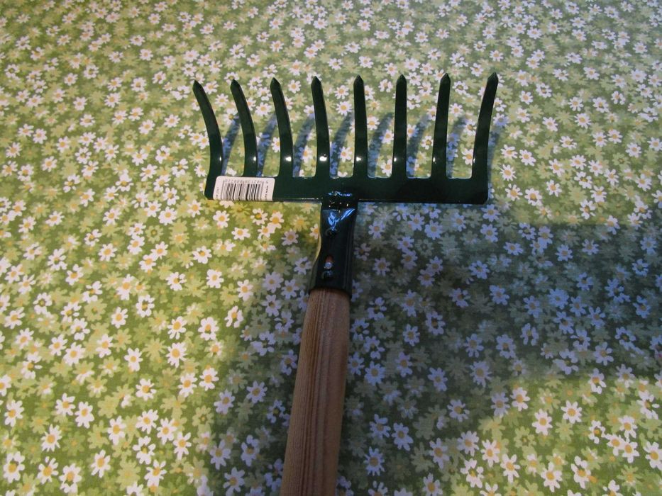 Grabki metalowe małe, krótki trzonek 54,5cm nowe