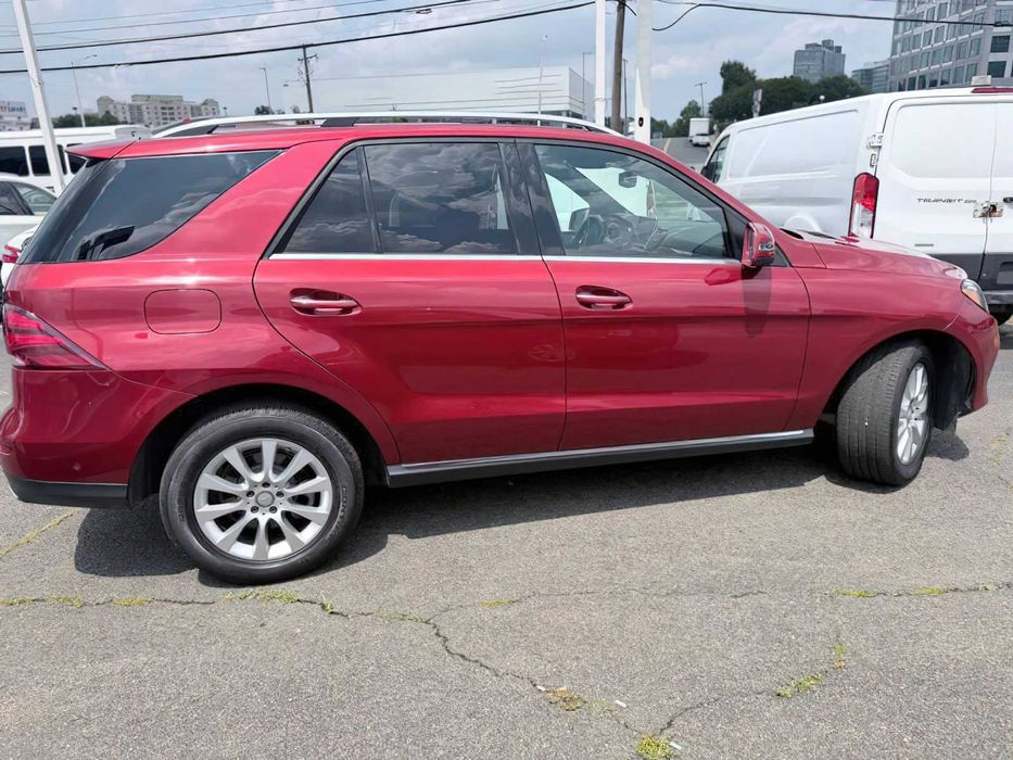Mercedes-Benz GLE 300d 4MATIC      2016