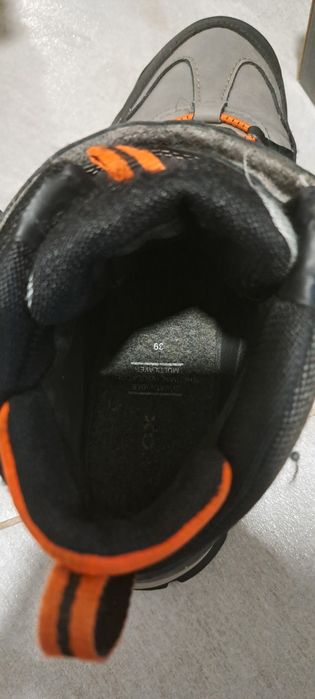 Ботінки geox  на хлопчика 39 р