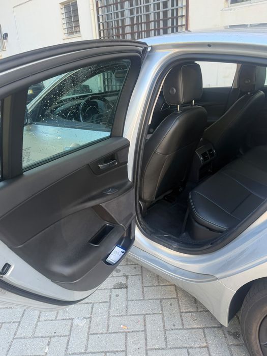 Jaguar XE (impecavel )