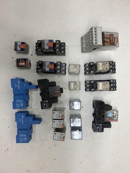 Кнопки переключатели Schneider moeller lavato Electric