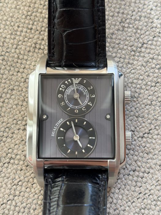 Relógio Emporio Armani dual time