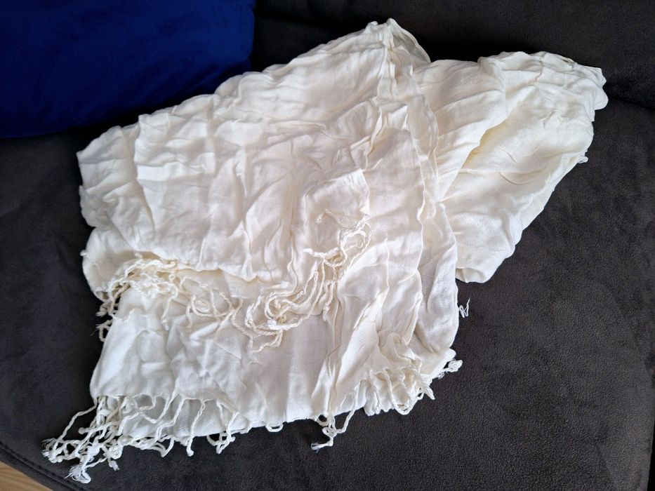 Duży szal kremowy 100% wiskoza 80x160 cm