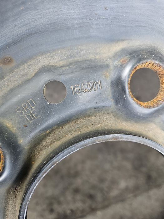 2x Felga 16 BMW seria 3 E90 F30 seria 4 seria 1 E87, 5x120 IS34
