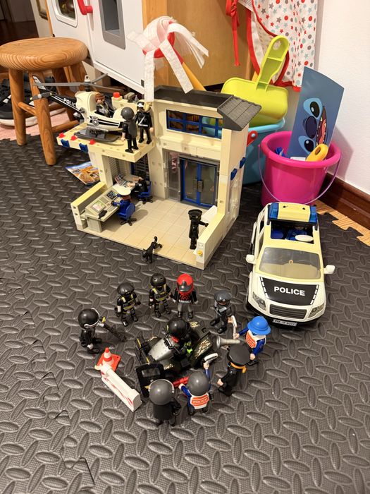 Varios conjuntos da playmobil