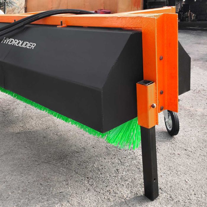Щітка комунальна на міні-навантажувач | Прибиральна гідравлічна щітка