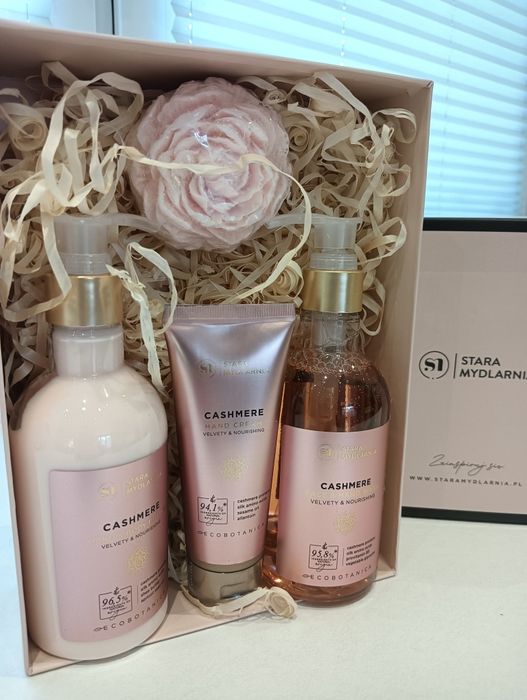 Zestaw kosmetyków Stara mydlarnia CASHMERE
