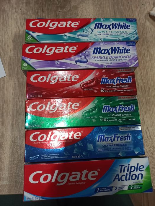 Pasta do zębów colgate
