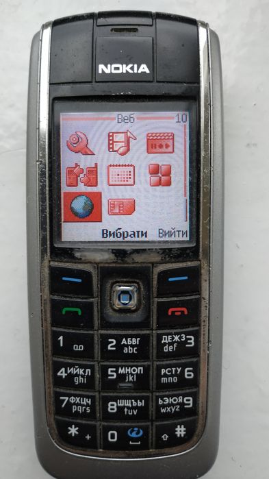 Мобільний телефон NOKIA 6021.