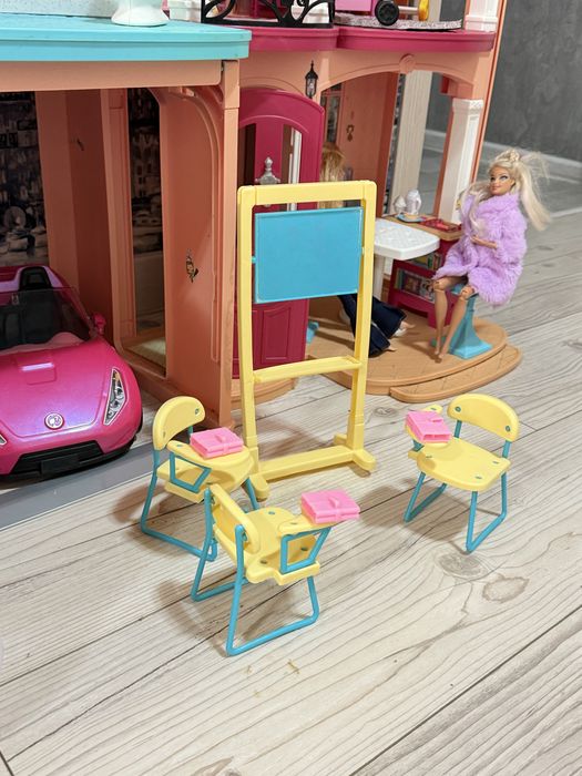 Будинок барбі dreamhouse mattel+машина+кемпер+барбі з аксесуарами