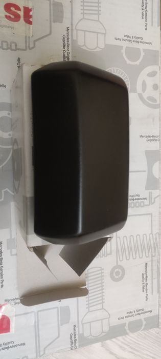 Задняя часть доп.стоп сигнала W124