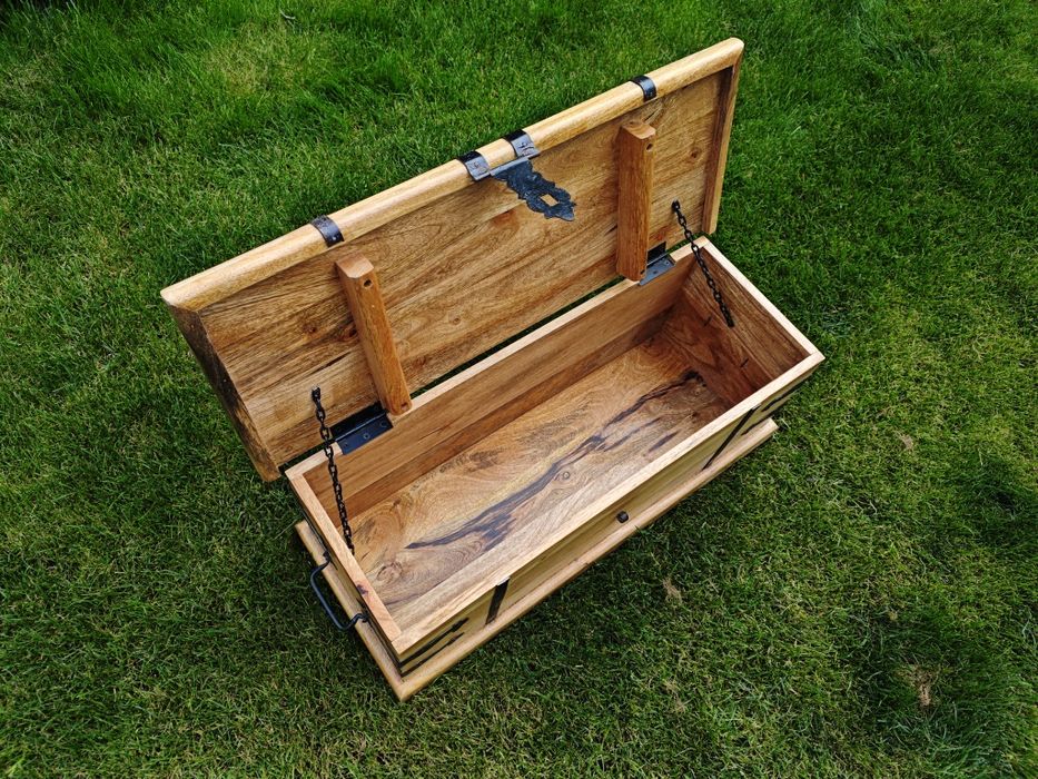 Skrzynia drewniana z litego drewna Mango okucia metal loft 80 x 30 cm