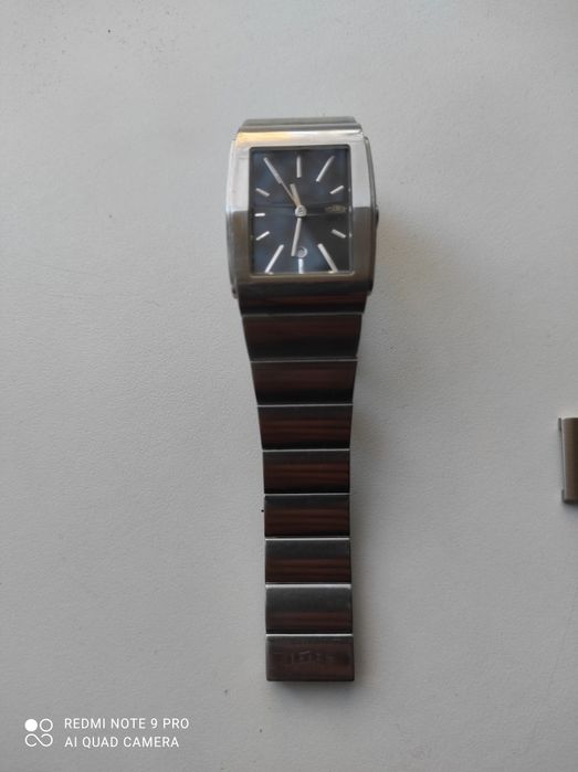 швейцарський годинник Roamer 168°