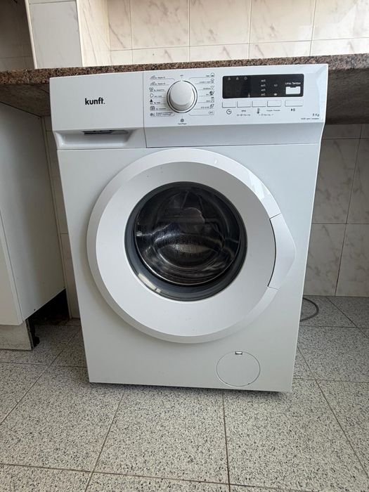 Maquina de lavar roupa, muito boa