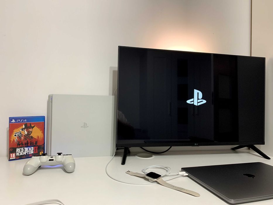 Sony Playstation 4 slim