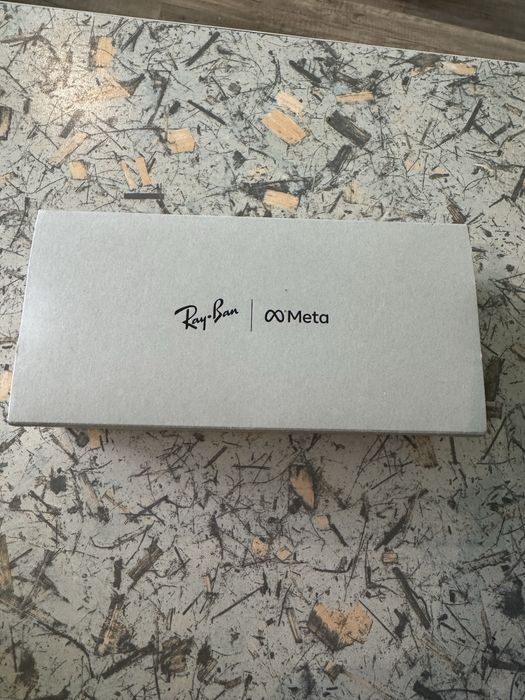 Ray-Ban Wayfarer (Gen 2)