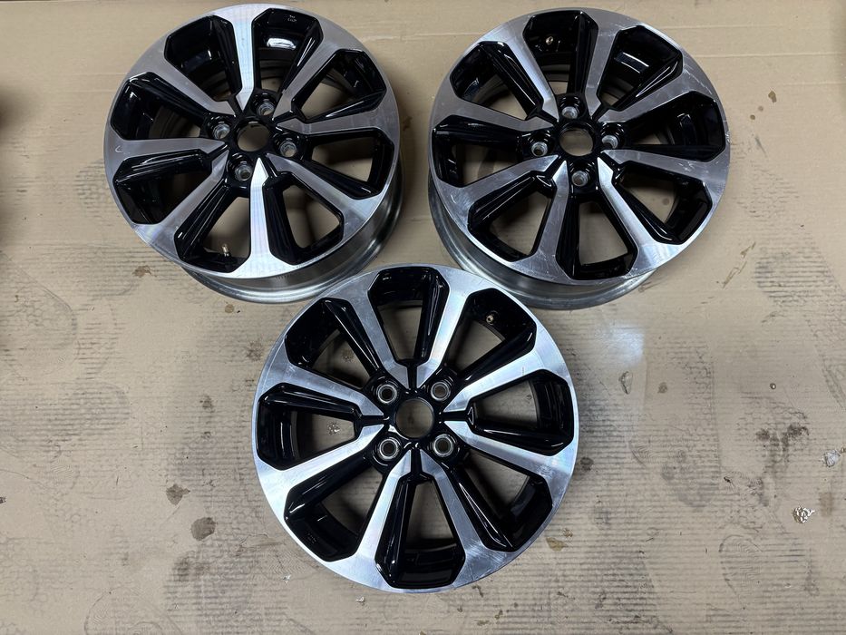 4x100 5Jx15 ET46 MITSUBISHI space star Felgi aluminiowe