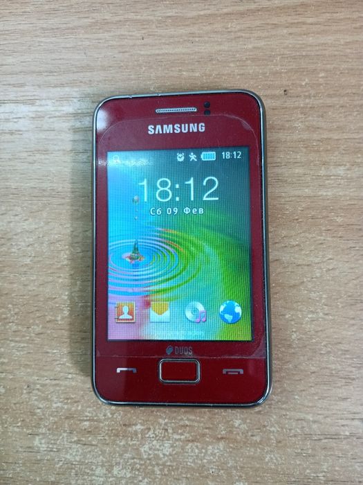 Продам телефон Samsung duos бу