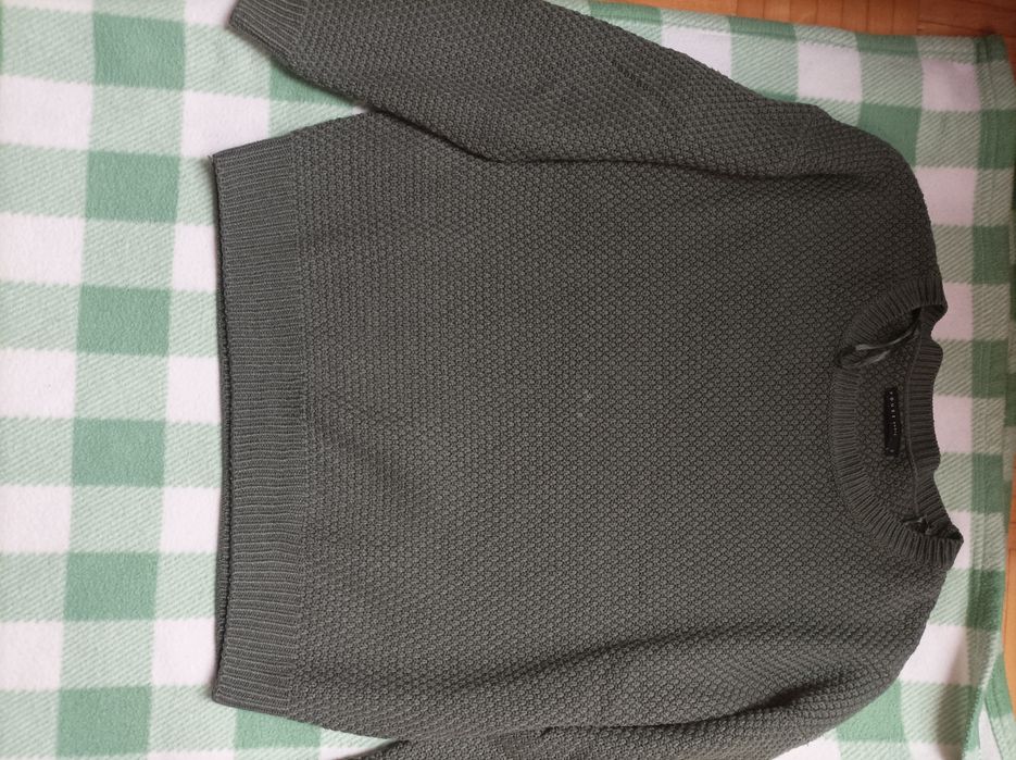 Sweter sweterek S House