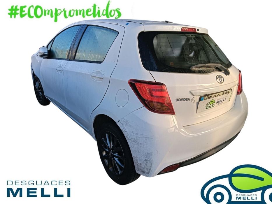 Farolim Traseiro Esquerdo Toyota Yaris