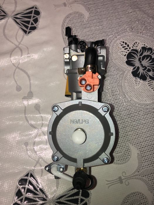 Продам газовый карбюратор для генератора