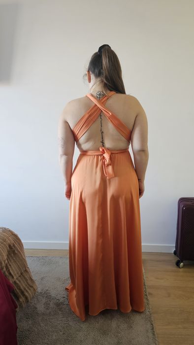 Vestido de cerimónia laranja