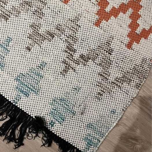 Tapete moderno com padrão - Semi-novo