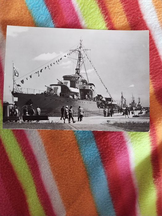 SPRZEDAM stare pocztówki ze statkami