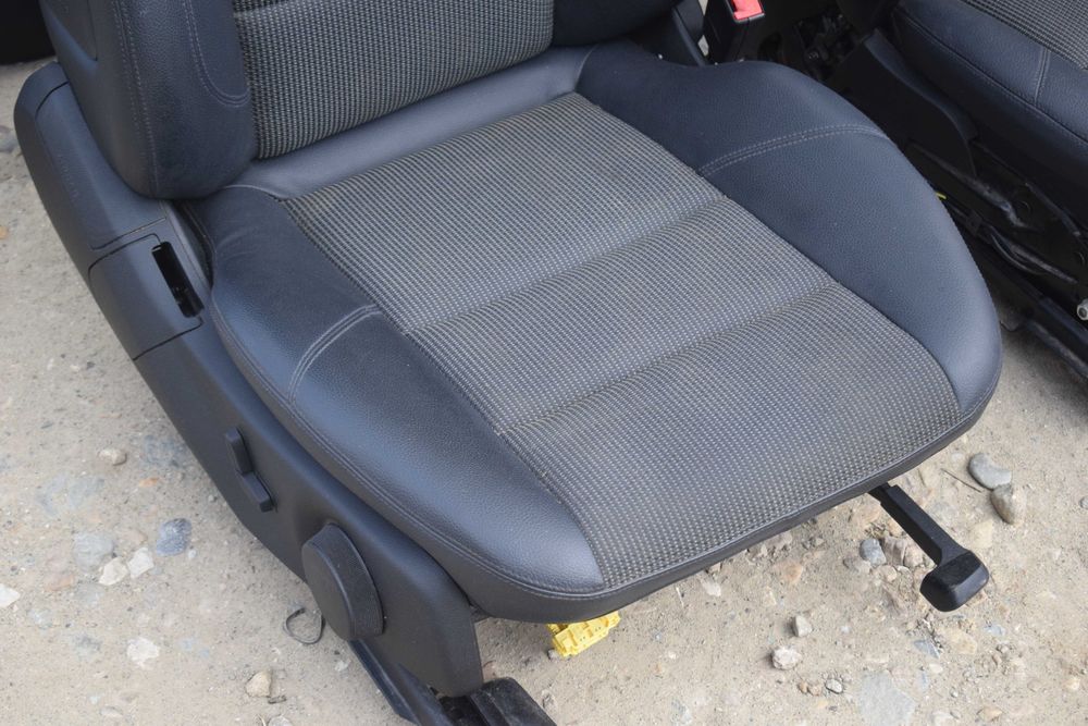 fotel fotele kanapa boczek skóra MERCEDES GLK X204 10r.komplet