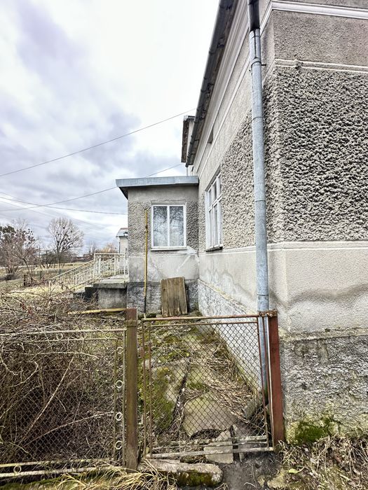 Продам будинок та ділянку