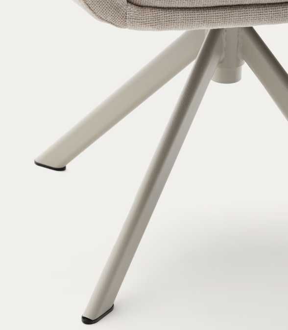 Cadeira giratória Kave Home NOVA