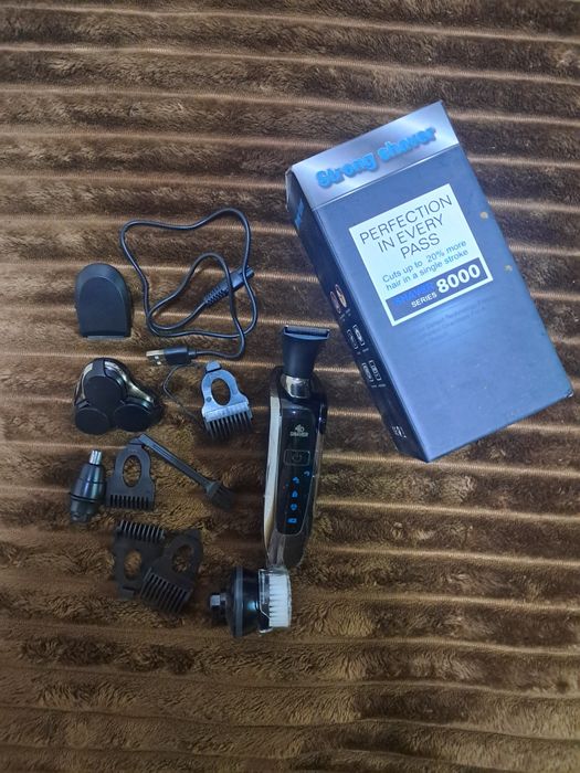 Продам триммер 4D SHAVER